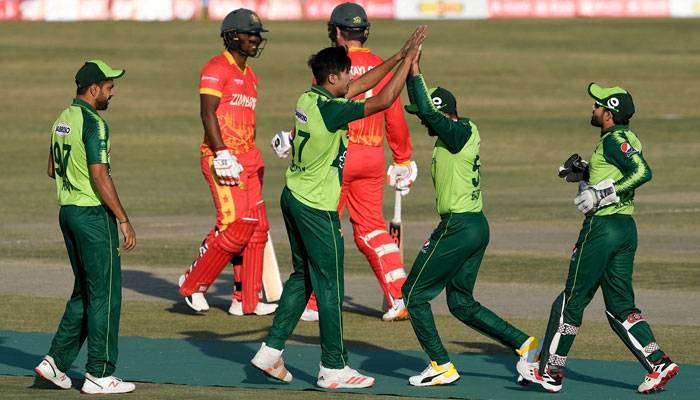 پہلا ٹی20 : خراب بیٹنگ کے باوجود پاکستان نے زمبابوے کو 11 رنز سے شکست دیدی