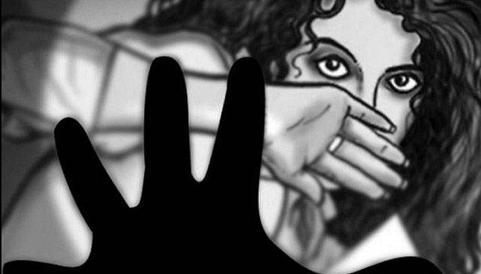 ماں بیٹی سے زیادتی کا کیس : عدالت نے ملزموں کو شناخت پریڈ کیلئے جیل بھیج دیا