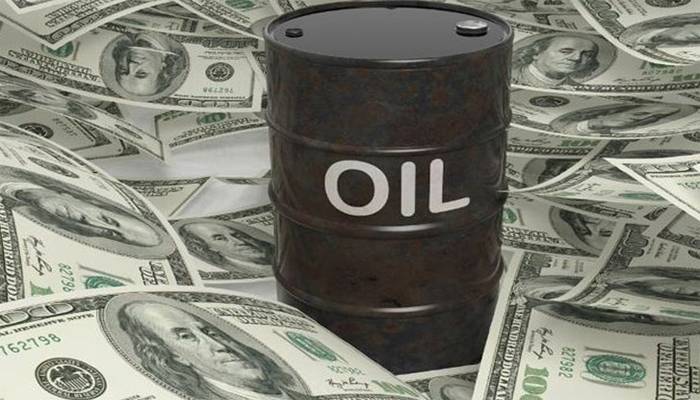 عالمی منڈی میں تیل سستا ہوگیا، کیا پاکستان میں بھی قیمتیں کم ہوں گی؟