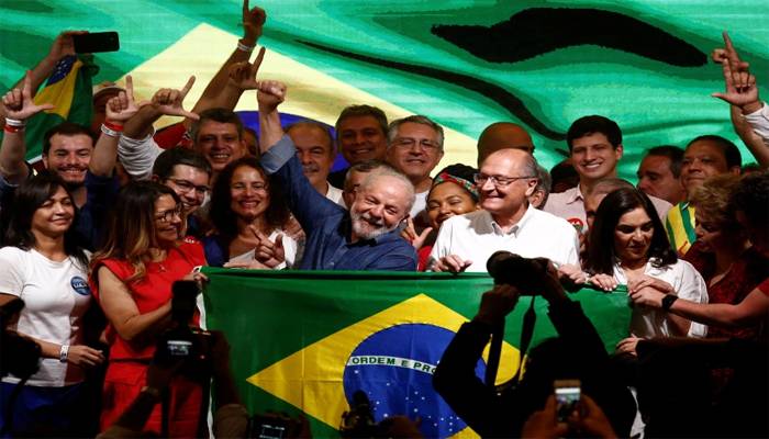 برازیل میں انتخابات میں بائیں بازو کے لولا ڈی سلوا کامیاب