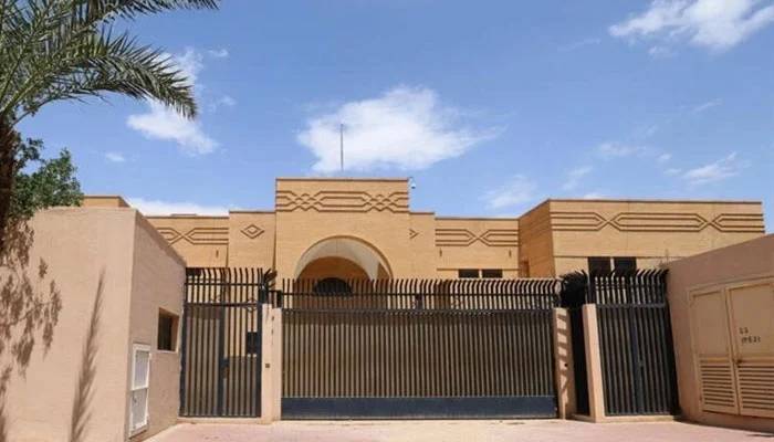 ایران نے 7سال بعد سعودی عرب میں سفارتخانہ کھول لیا