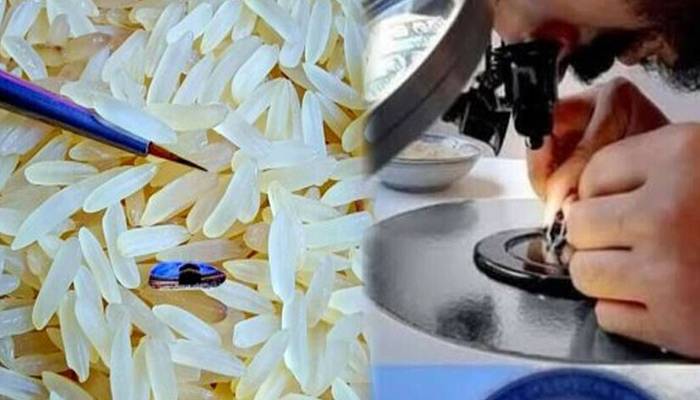  فنکار نے چاول کے دانے پر خانہ کعبہ کی مائیکرو پینٹنگ بنادی