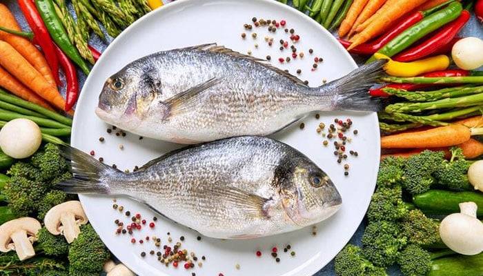مچھلی کھانے کی عادت امراض قلب سے تحفظ فراہم کرتی ہے؟
