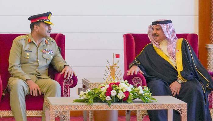 بحرین نے آرمی چیف جنرل سید عاصم منیر کو  اعلیٰ ترین اعزاز سے نوازدیا
