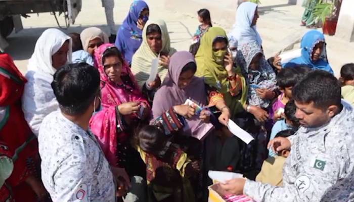 بلوچستان: پاک بحریہ کی جانب سے ساحلی قصبے کپر میں مفت میڈیکل کیمپ کا انعقاد