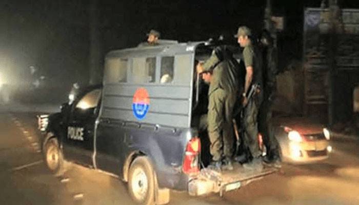 راولپنڈی:رات گئےپولیس اورملزمان میں فائرنگ،3ہلاک،3فرار