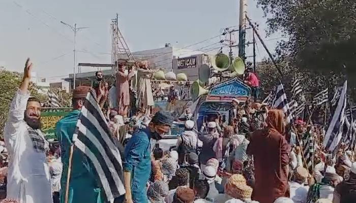 مبینہ انتخابی دھاندلی، کراچی کے مختلف مقامات پر احتجاج