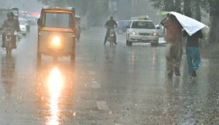 بارش برسانےوالا نیا سسٹم پاکستان میں داخل 