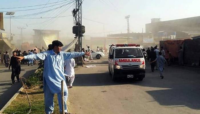 پشاور:بورڈ بازار میں مبینہ خودکش دھماکا،3افرادہلاک 