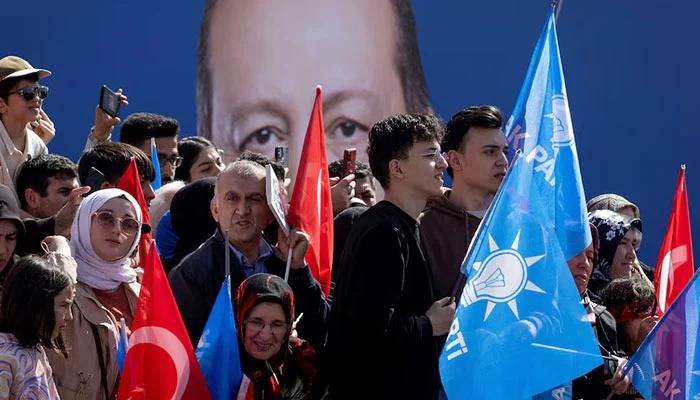 ترکیہ ، حزب اختلاف کے امیدواروں کی 15 شہروں میں فتح
