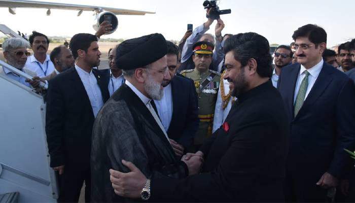  ایرانی صدر کراچی پہنچ گئے