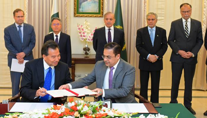 پاکستان اور چین کےمابین 4مفاہمتی یاداشتوں پر دستخط 
