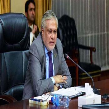 اسحاق ڈار کا ملائیشین ہم منصب سے رابطہ، علاقائی صورتحال پر گفتگو