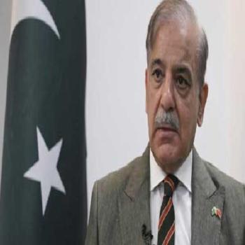 وزیرِ اعظم کامعرکہ حق کے دوران آپریشن بنیان المرصوص کی فرنٹ لائنز کا دورہ